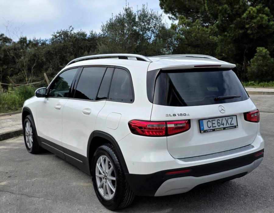 MERCEDES-BENZ GLB180D